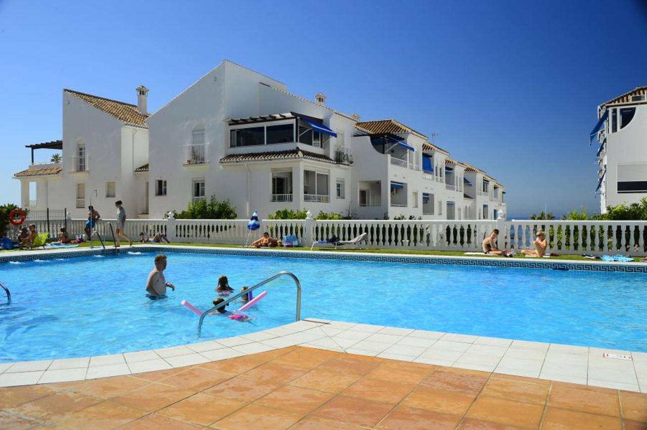 Apartment Fuentes De Нерха Экстерьер фото